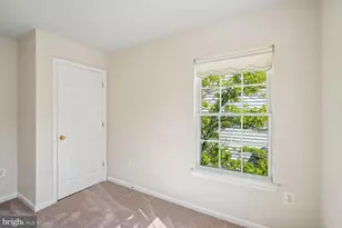 4666 Flatlick Branch Dr, Chantilly, VA 20151 - Photo 18
