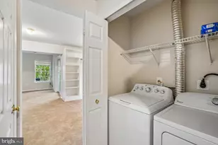 4666 Flatlick Branch Dr, Chantilly, VA 20151 - Photo 30