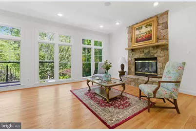 1401 Hidden Hill, Vienna, VA 22182 - Photo 32