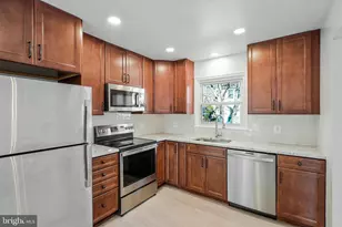 12016 Trossack Rd, Herndon, VA 20170 - Photo 2