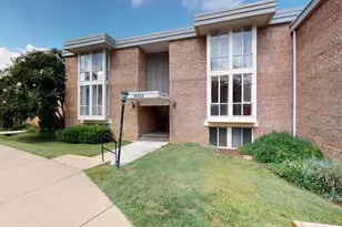 2622 Fort Farnsworth Rd, Alexandria, VA 22303 - Photo 2