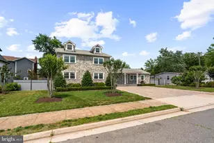 6634 Harriett St, Falls Church, VA 22042 - Photo 1