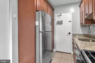 6631 Wakefield Dr, Alexandria, VA 22307 - Photo 12