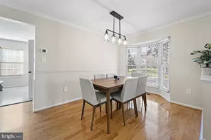 13689 Water Springs Ct, Centreville, VA 20121 - Photo 8