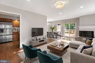 3860 Waythorn Pl, Fairfax, VA 22033 - Photo 2