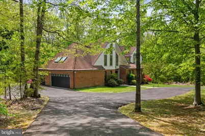 10101 Jaydee Boulevard, Fairfax Station, VA 22039 - Photo 12