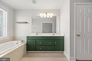 13736 Copper kettle Pl, Herndon, VA 20171 - Photo 28