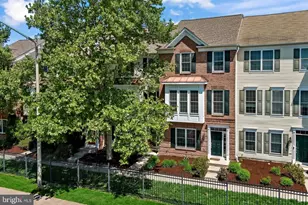 13736 Copper kettle Pl, Herndon, VA 20171 - Photo 2