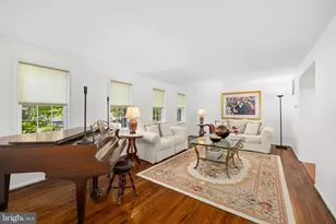 1501 Laurel Hill Rd, Vienna, VA 22182 - Photo 2