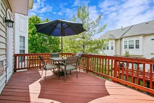 7850 Locust Leaf Ln, Alexandria, VA 22315 - Photo 4