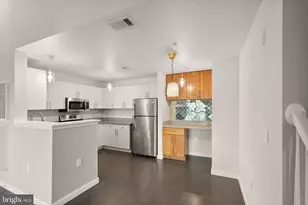 11381 Aristotle Dr, Fairfax, VA 22030 - Photo 12