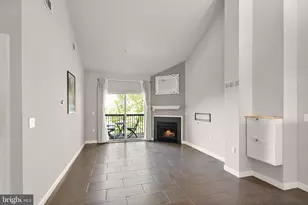 11381 Aristotle Dr, Fairfax, VA 22030 - Photo 6