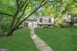 2228 Cocquina Dr, Reston, VA 20191 - Photo 2