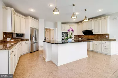 608 Nalls Farm Way, Great Falls, VA 22066 - Photo 26