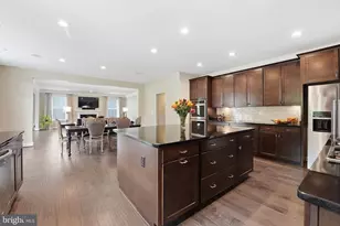9223 Clementine Ct, Lorton, VA 22079 - Photo 10
