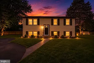 1245 Wilshire Dr, Herndon, VA 20170 - Photo 1