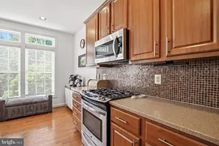 6660 Debra Lu Way, Springfield, VA 22150 - Photo 4