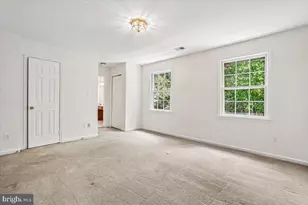14408 Rockymount Ct, Centreville, VA 20120 - Photo 24