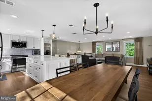 4112 Majestic Ln, Fairfax, VA 22033 - Photo 16