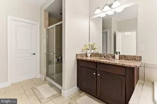 8901 Hargrove Ct, Fairfax, VA 22031 - Photo 30