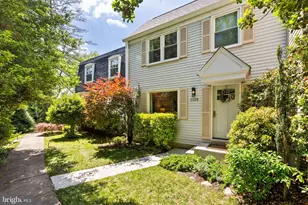 3138 Ellenwood Dr, Fairfax, VA 22031 - Photo 2