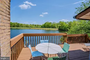 2013 Lakewinds Dr, Reston, VA 20191 - Photo 10
