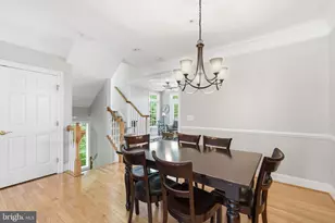 7046 Mundy Point Ct, Fort Belvoir, VA 22060 - Photo 8
