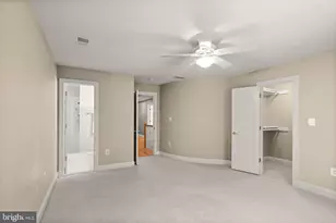 5033 Huntwood Manor Dr, Fairfax, VA 22030 - Photo 50