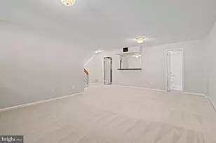 12001 Insha Ct, Reston, VA 20191 - Photo 28