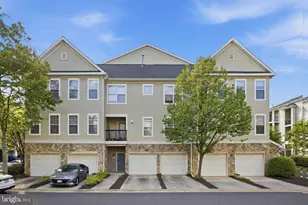 5106 Travis Edward Way, Centreville, VA 20120 - Photo 2