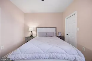 5106 Travis Edward Way, Centreville, VA 20120 - Photo 12