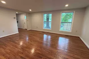 2283 Dosinia Ct, Reston, VA 20191 - Photo 6