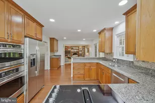 5932 Innisvale Dr, Fairfax Station, VA 22039 - Photo 10
