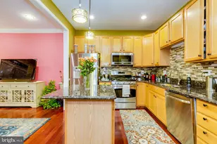 13665 St Johns Wood Pl, Herndon, VA 20171 - Photo 16