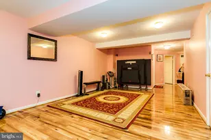 13665 St Johns Wood Pl, Herndon, VA 20171 - Photo 20