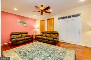 13665 St Johns Wood Pl, Herndon, VA 20171 - Photo 12