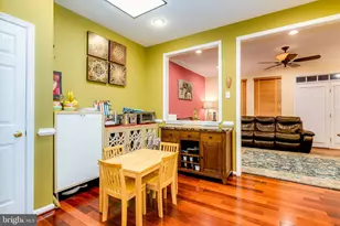 13665 St Johns Wood Pl, Herndon, VA 20171 - Photo 18