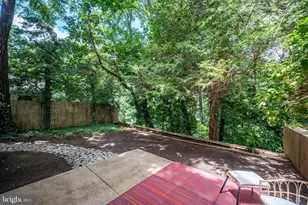 6474 Oakwood Dr, Falls Church, VA 22041 - Photo 30