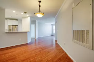 2701 Bellforest Ct, Vienna, VA 22180 - Photo 6