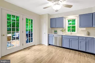 6703 Oak Dr, Alexandria, VA 22306 - Photo 4