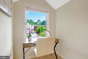 6703 Oak Dr, Alexandria, VA 22306 - Photo 26