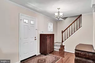 3289 Kinross Cir, Herndon, VA 20171 - Photo 4