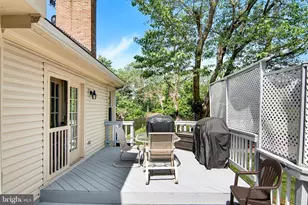 3289 Kinross Cir, Herndon, VA 20171 - Photo 20