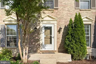5926 Powell's Landing Rd, Burke, VA 22015 - Photo 1