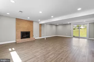 7530 Fairwood Ln, Falls Church, VA 22046 - Photo 24