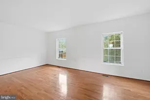 3603 Sweethorn Ct, Fairfax, VA 22033 - Photo 8