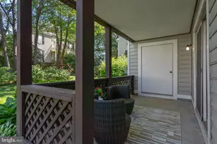 10026 Oakton Terrace Rd, Oakton, VA 22124 - Photo 38