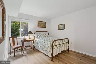 1527 Northgate Square, Reston, VA 20190 - Photo 20