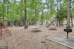 1527 Northgate Square, Reston, VA 20190 - Photo 26
