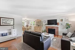 5414 Queensberry Ave, Springfield, VA 22151 - Photo 8